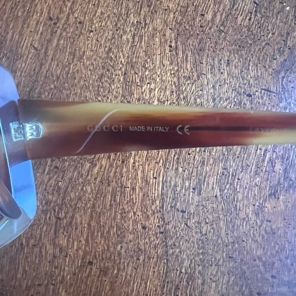 Gucci Sunglasses - Picture 2 of 8